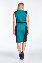 Christine V Plus Sleeveless Sheath Dress 
