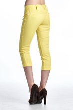 Women's Stretch Capris