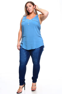 Women's Plus Size Sleeveless Button Pocket Top