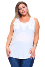 Women's Plus Size Sleeveless Button Pocket Top