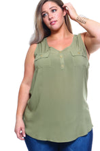 Women's Plus Size Sleeveless Button Pocket Top