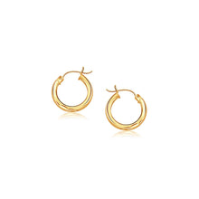 14k Yellow Gold Hoop Earring with Diamond-Cut Finish (20mm Diameter)