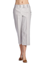 Larry Levine Front Button Stretch Capris
