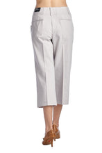 Larry Levine Front Button Stretch Capris