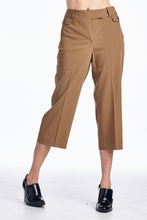 Larry Levine Stretch Tailored Capris