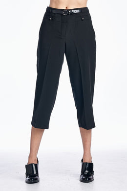 Larry Levine Stretch Capris with Belt