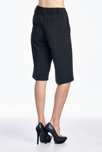 Larry Levine Stretch Capris with Zipper Pockets