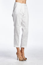 Women's White Stretch Capris