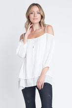 Women's 3/4 Sleeve Cold Shoulder Buttoned Top